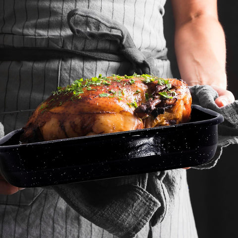 Granite bowl: bandeja para lasagna y cazuelas, horneado eficiente y porciones consistentes.