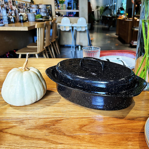 Granite Bowl: tapa con distribución de calor para cocción uniforme.
