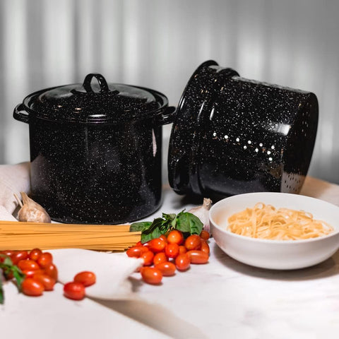 Uso diario de Granite Ware en cocina para cocción al vacío.