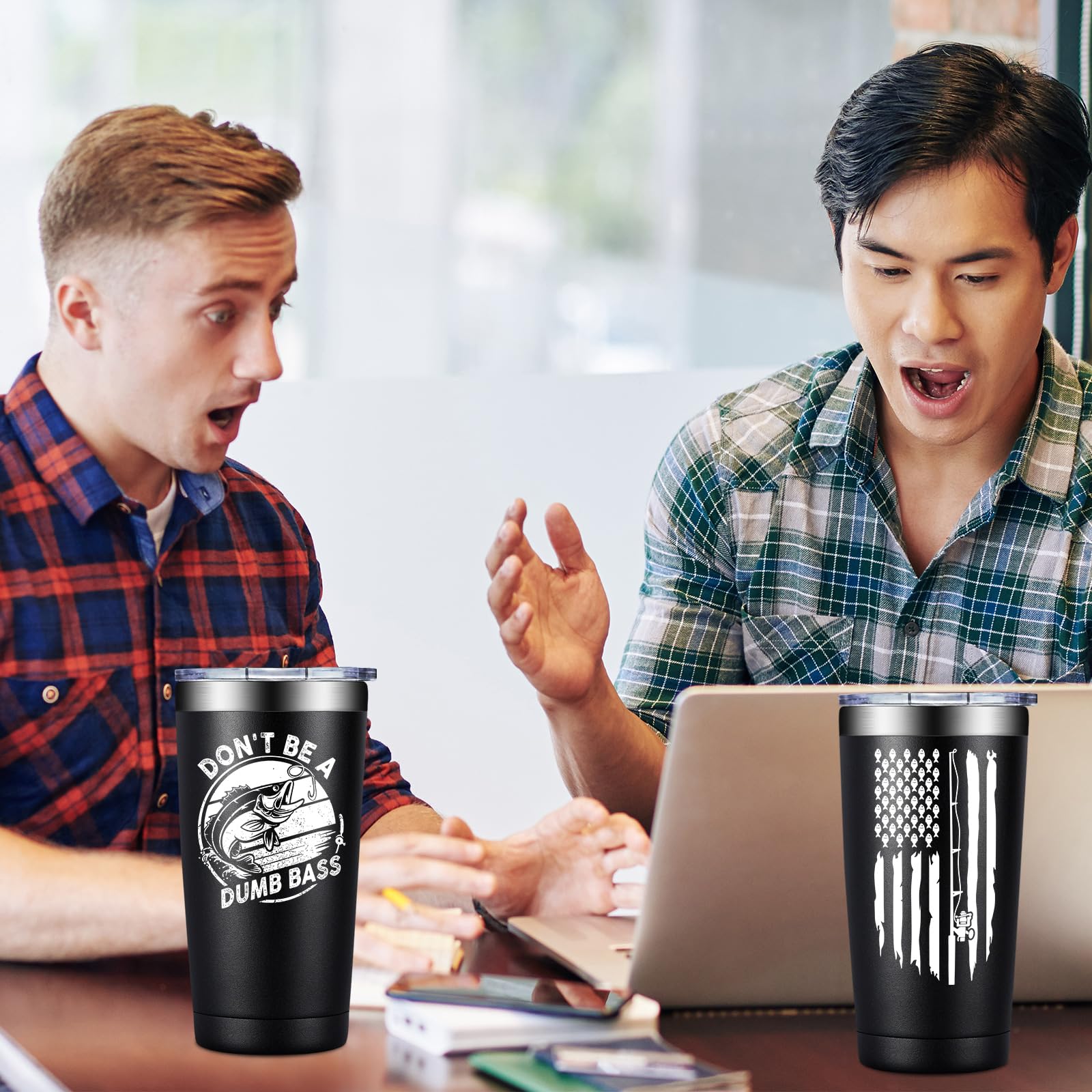 Grifarny taza 20oz, diseño ergonómico para una sujeción cómoda.