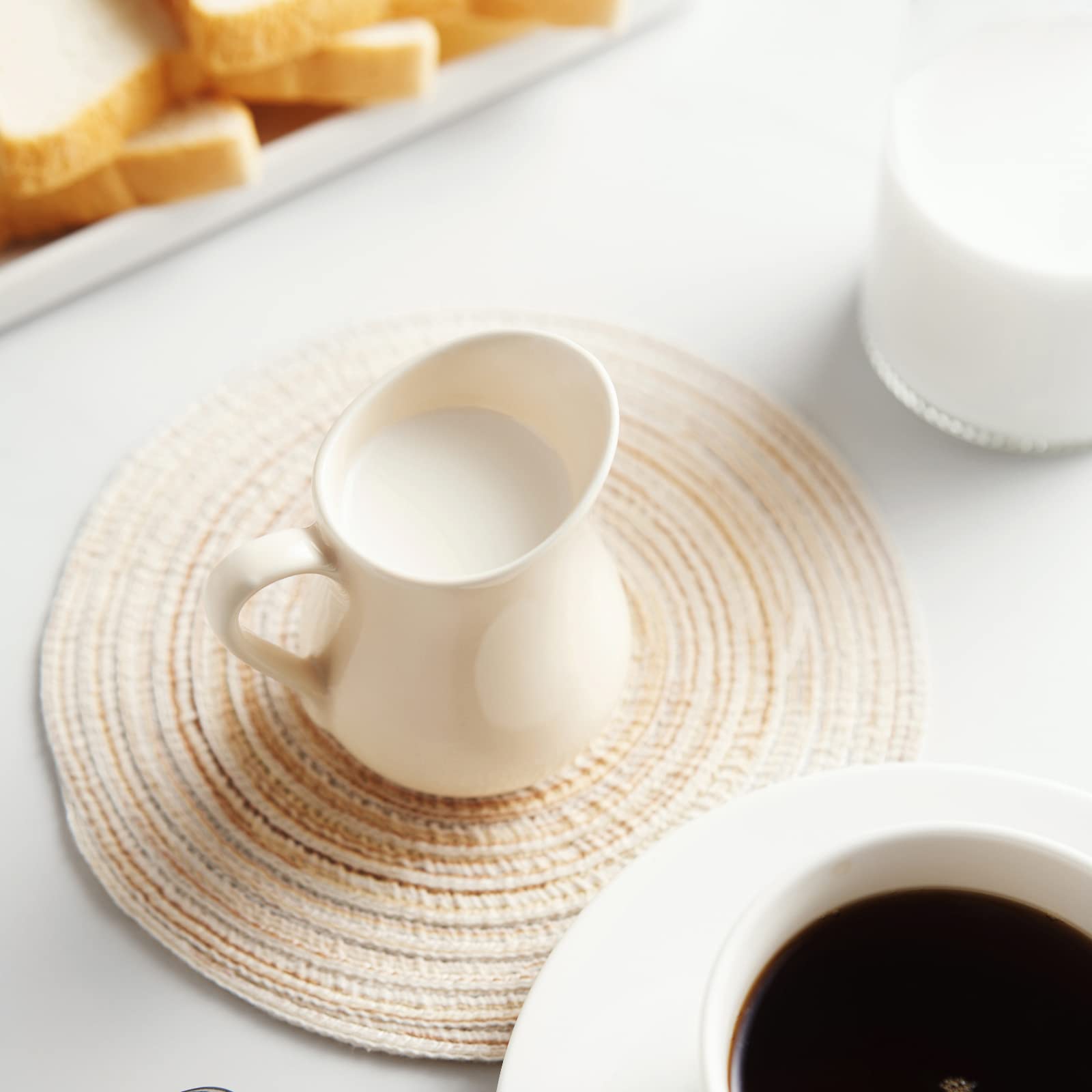 Gurygo cremero cerámico beige, regalo práctico para amantes del café.