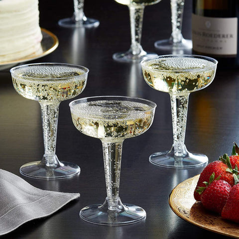 Vaso transparente de champán Hacaroa, 4 oz, plástico facilita ver el color de la bebida.