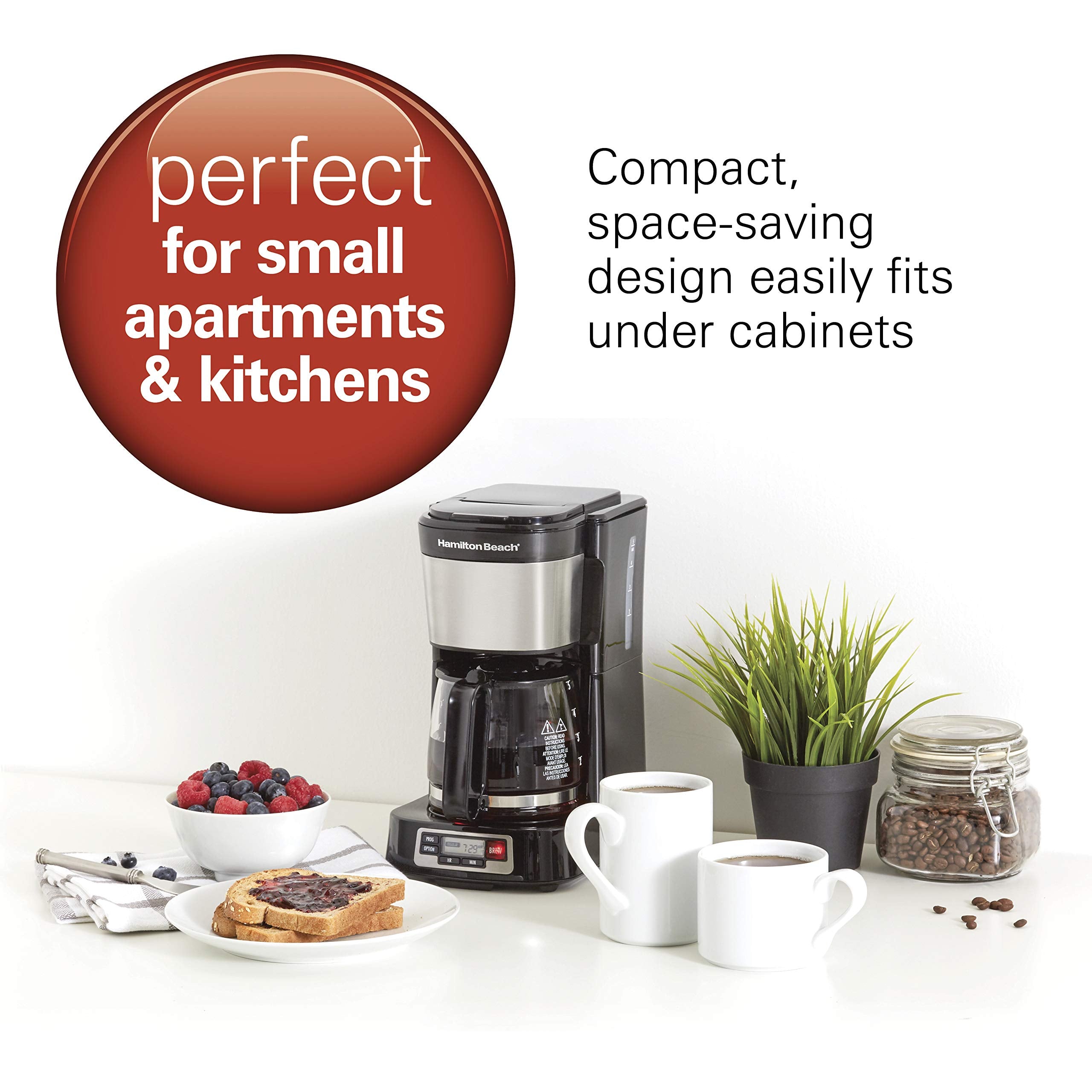 Hamilton Beach diseño compacto, ideal para cocinas pequeñas y bajo gabinetes.