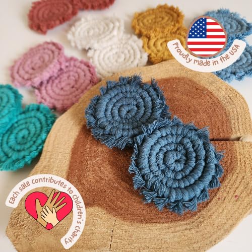 Posavasos absorbentes para coche de Handmade By Uruba, mantienen los huecos secos.