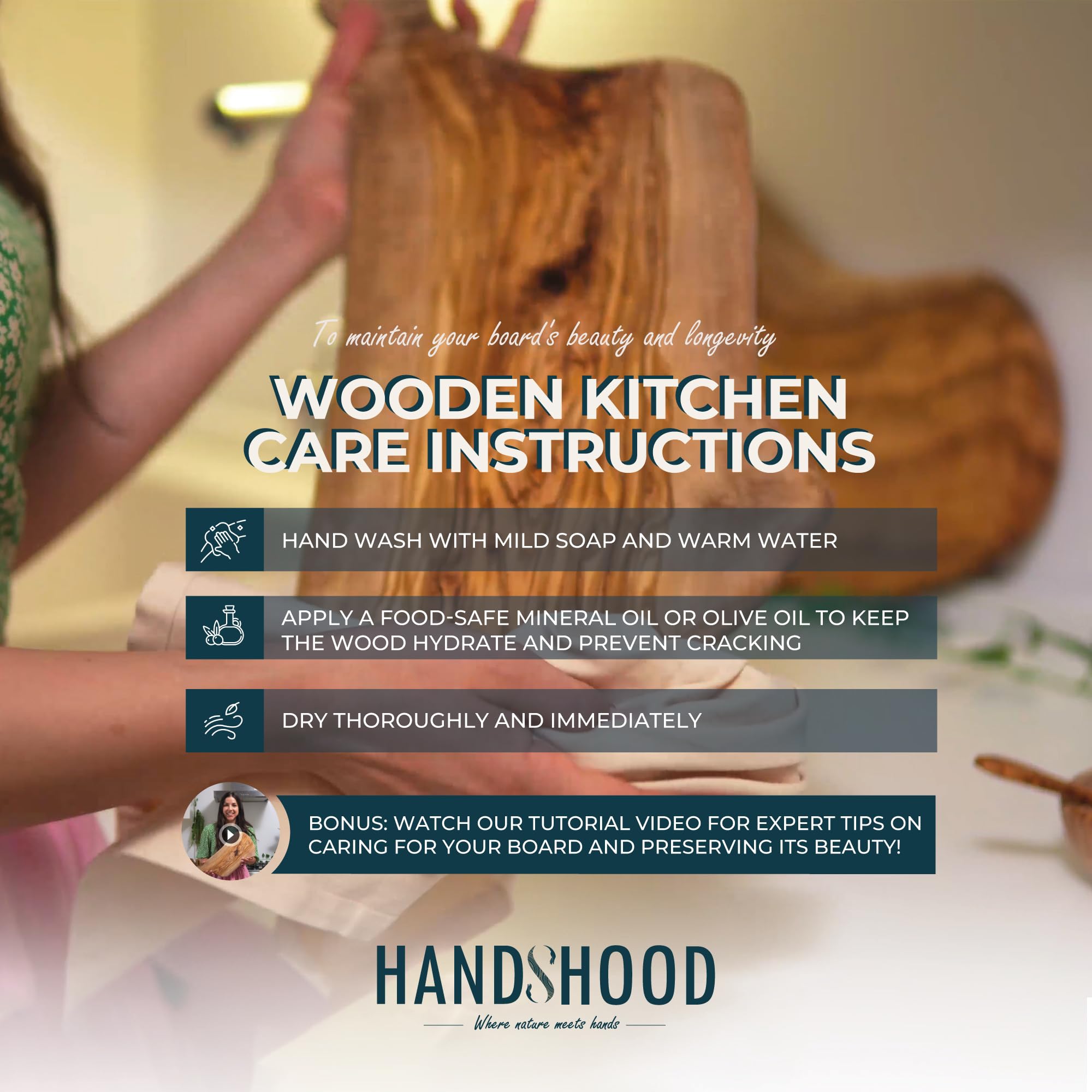 HandsHood presentación de quesos en mesa, lista para servir.