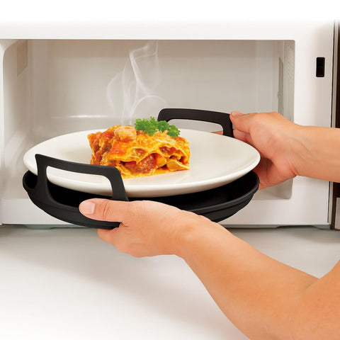 Borde elevado de Handy Gourmet evita derrames durante el uso en microondas