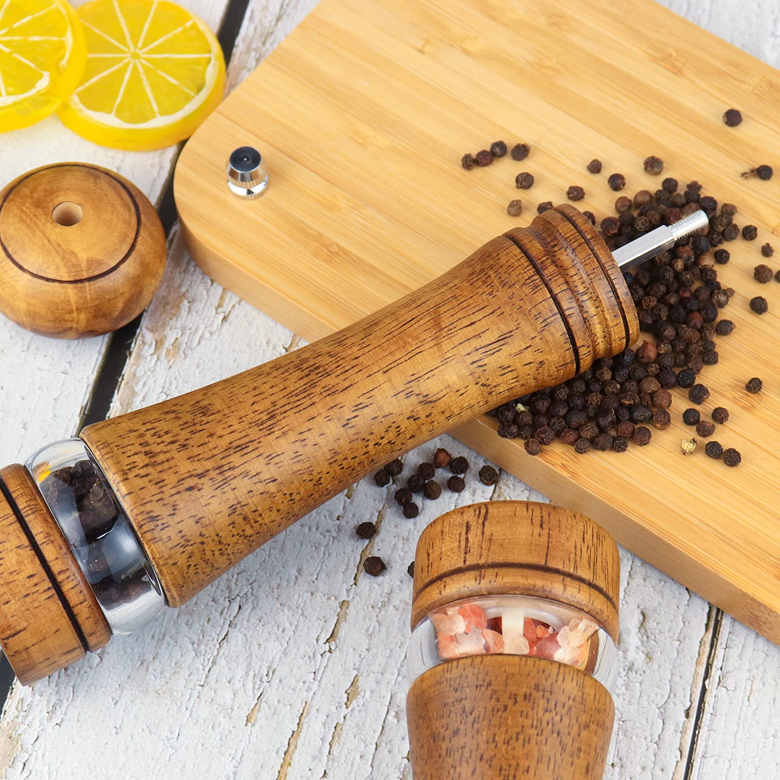 Conjunto Haomacro de sal y pimienta de madera recargable para uso diario.