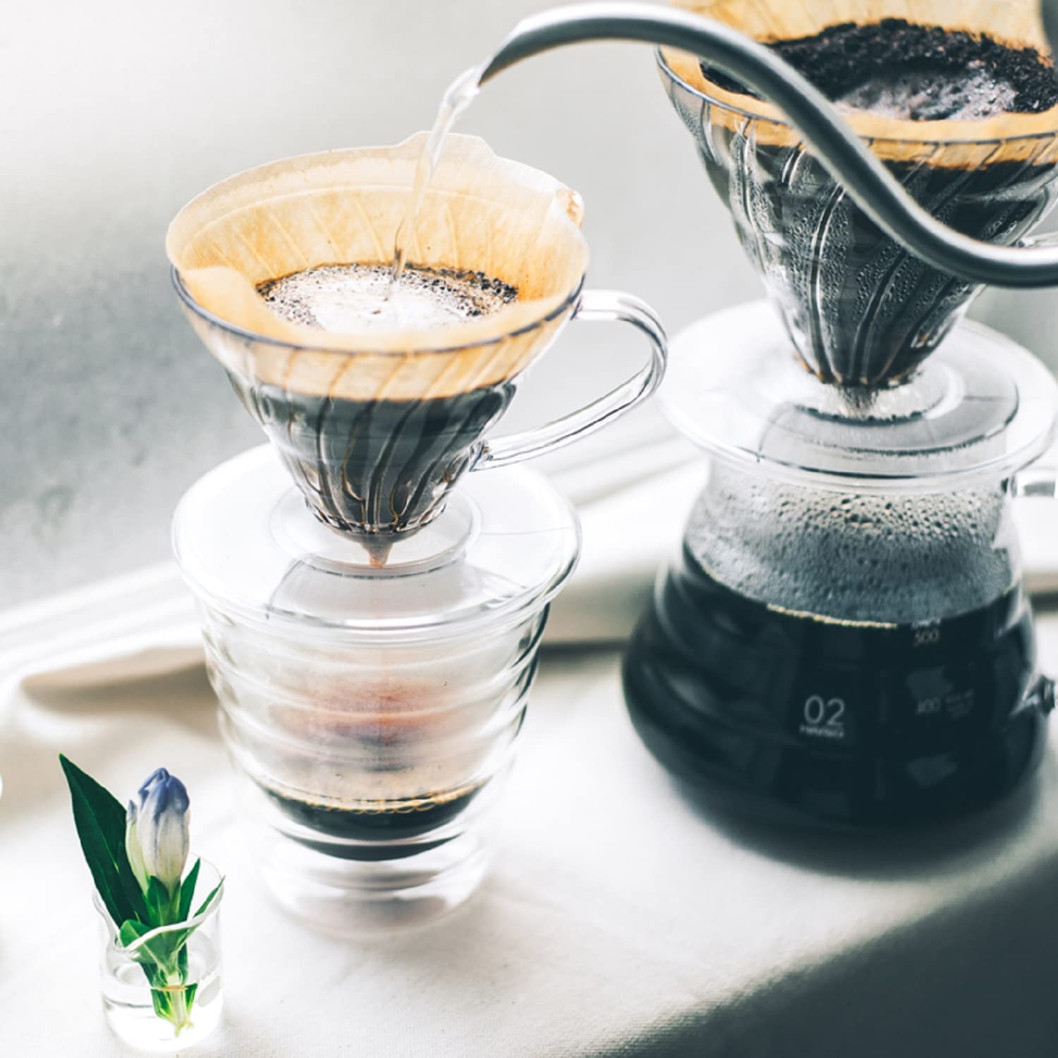 HARIO V60 02, soporta agua hirviendo para diversas preparaciones.