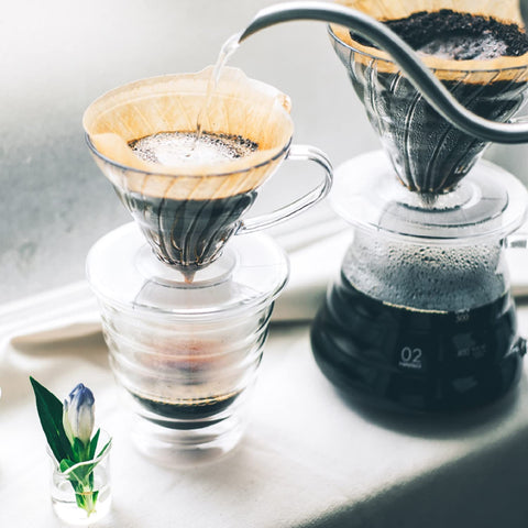 HARIO V60 02, soporta agua hirviendo para diversas preparaciones.