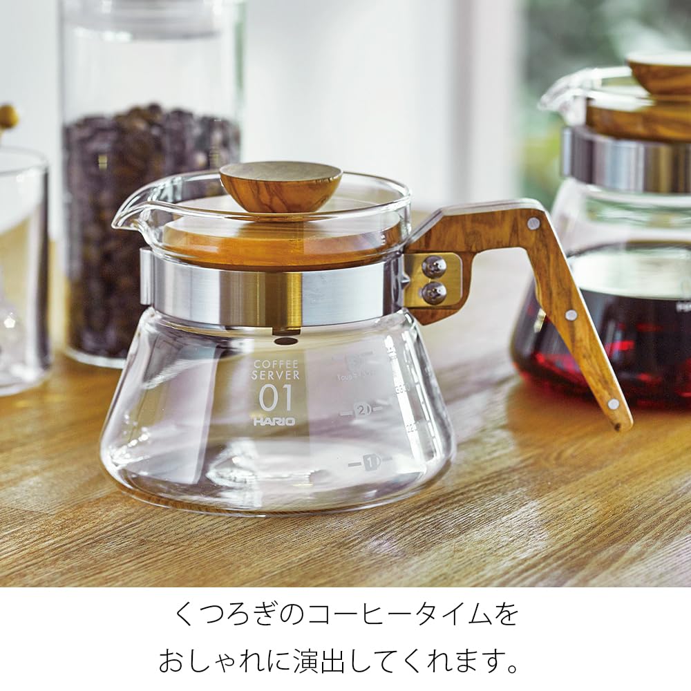 Vertido cómodo gracias al mango de madera de olivo de Hario V60