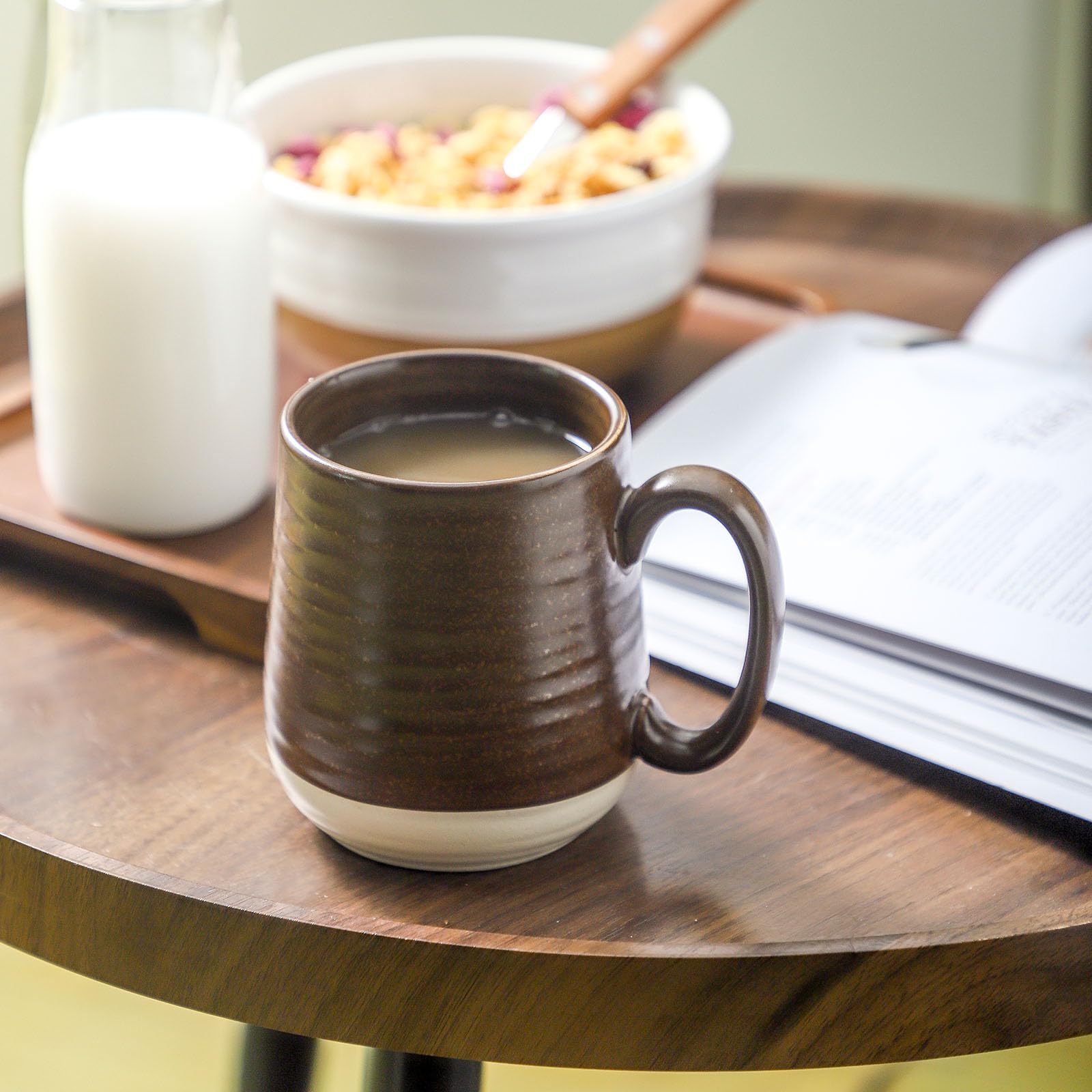 Hasense taza cafe diseno ergonomico, ideal para cafe con leche.