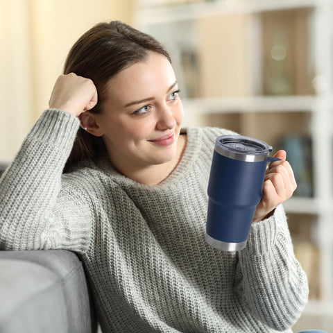 Boquilla amplia del tumbler HASLE OUTFITTERS facilita beber y limpiar