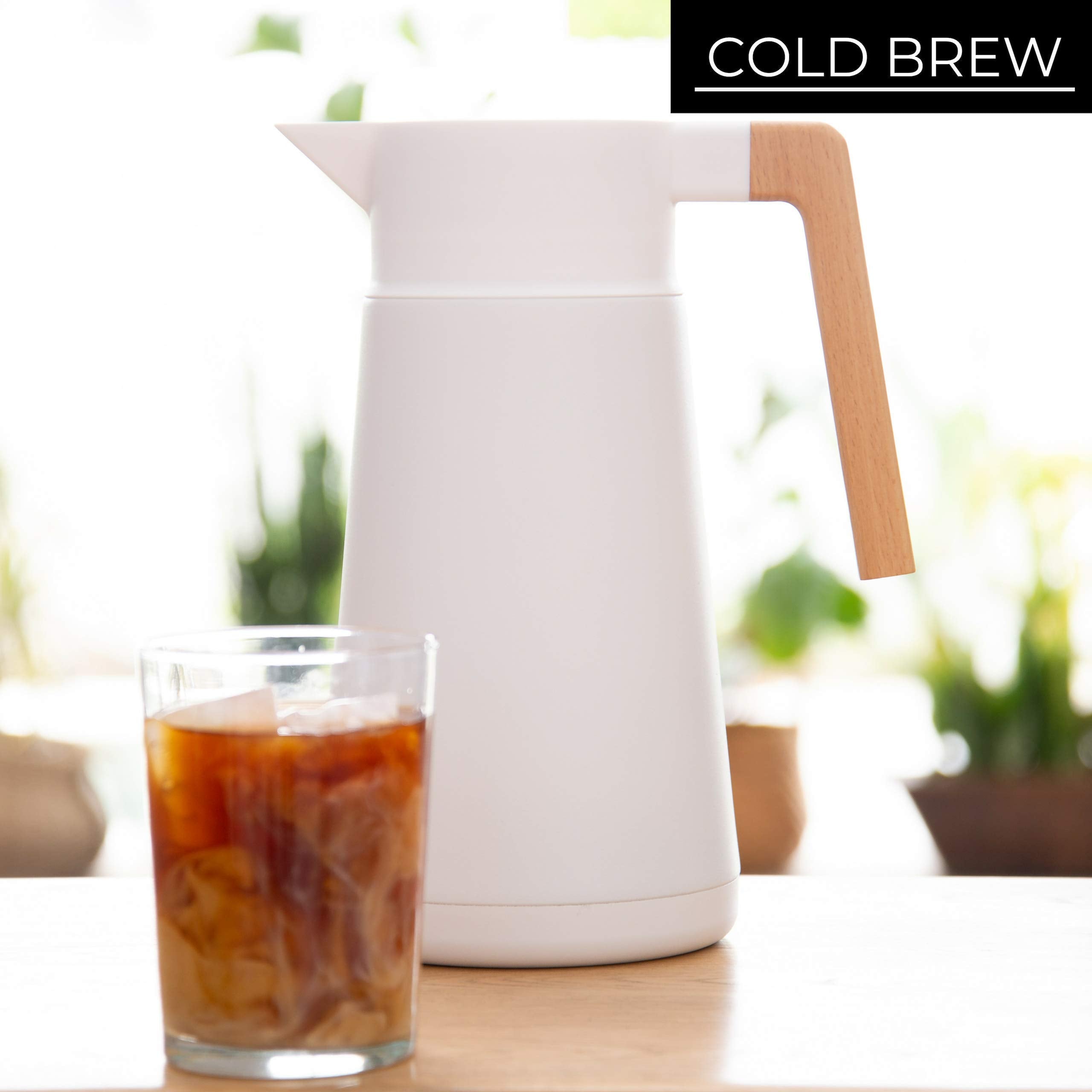 Infusor y tamiz integrado Hastings Collective para té o café limpio.