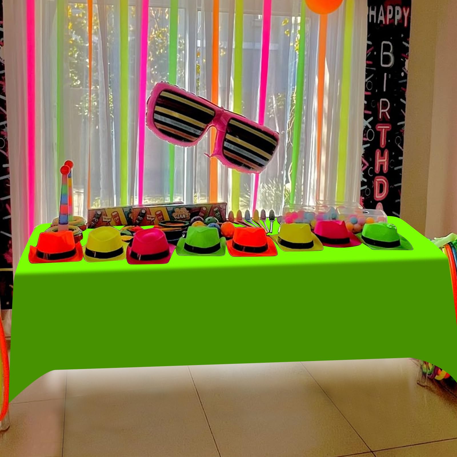 Mantel neon Hauwellter usable en interiores y exteriores para eventos