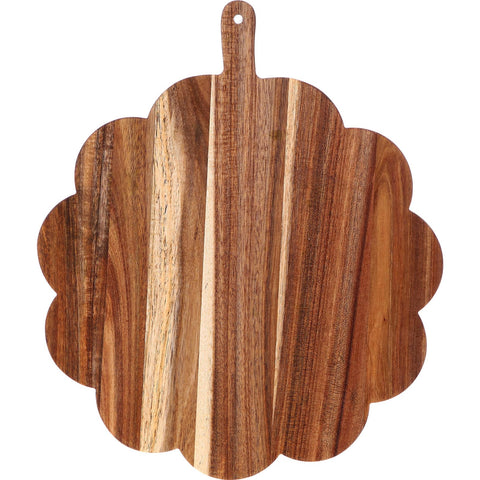 Tabla Havawish de acacia con borde ondulado, ideal para aperitivos.