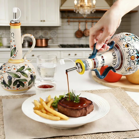 Uso versátil para aceites, salsas y vinagres en la cocina.