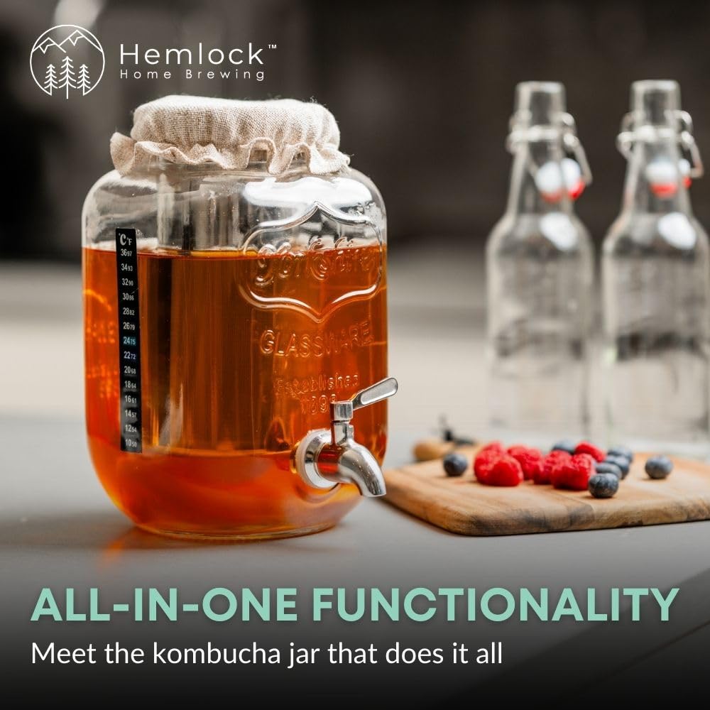 Hemlock frasco con tapa de tela transpirable para una fermentación adecuada.