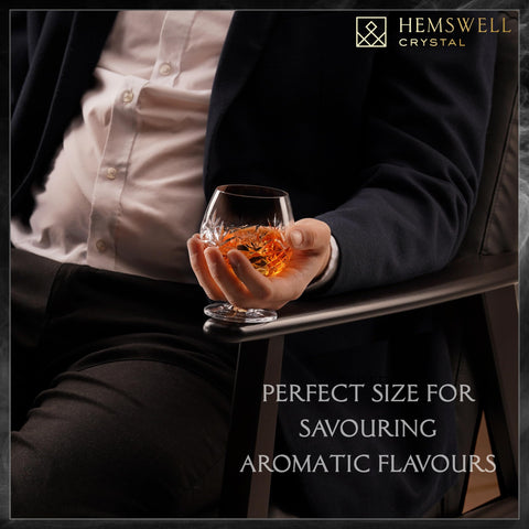 Cristal sin plomo de Hemswell Crystal ofrece claridad brillante para degustación