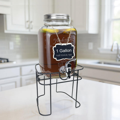 Dispensador HENABLE listo para mesa de fiesta, añade elegancia y funcionalidad.
