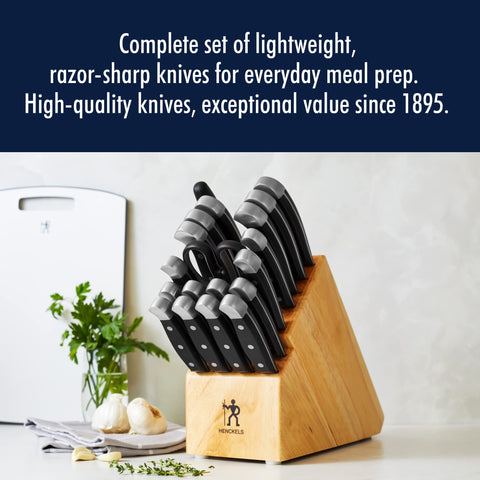 Cuchillo chef de 8 pulgadas de Henckels Statement para preparaciones rápidas