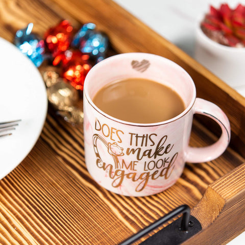 Taza Hendson compromiso con mármol rosa y detalle dorado, este anillo me hace parecer comprometida
