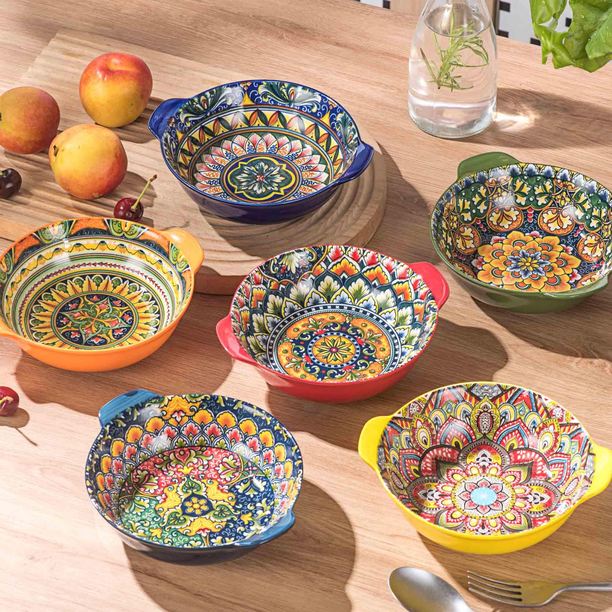 Tazones cerámicos resistentes con glaseado, ideales para uso diario en la mesa.