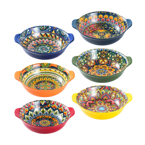 Tazones de sopa cerámicos con asas de Henten Home, perfectos para servir sopa caliente en mesa.