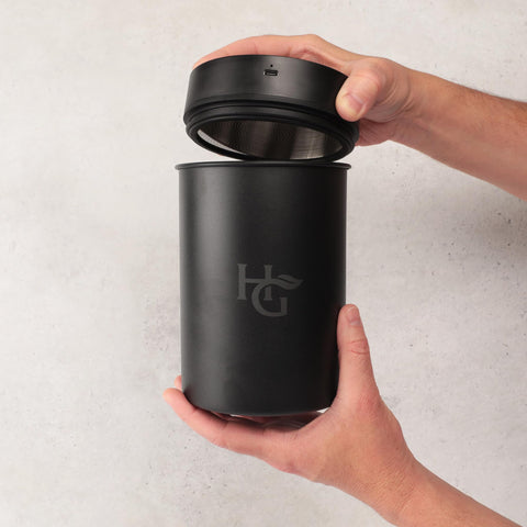 Herb Guard tarro con protección UV conserva aroma y color