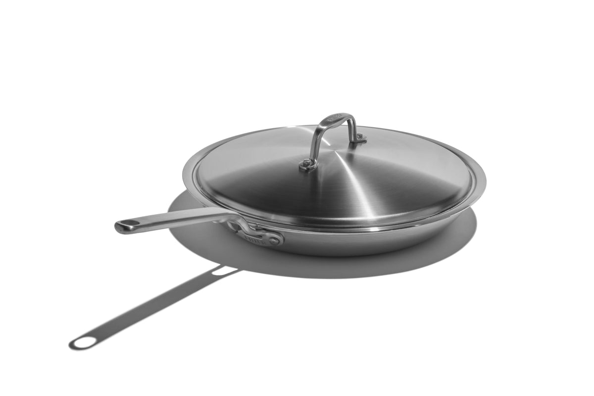 Heritage Steel Eater Series sarten 12 pulgadas con tapa: cocción uniforme y gran capacidad.