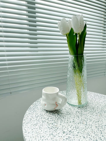 Taza Hesim Esmalte Brillante Blanco: acabado liso y apta lavavajillas