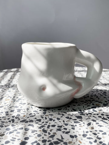 Taza Hesim Mango Grande Agarre Amplio: ergonomía para bebidas calientes