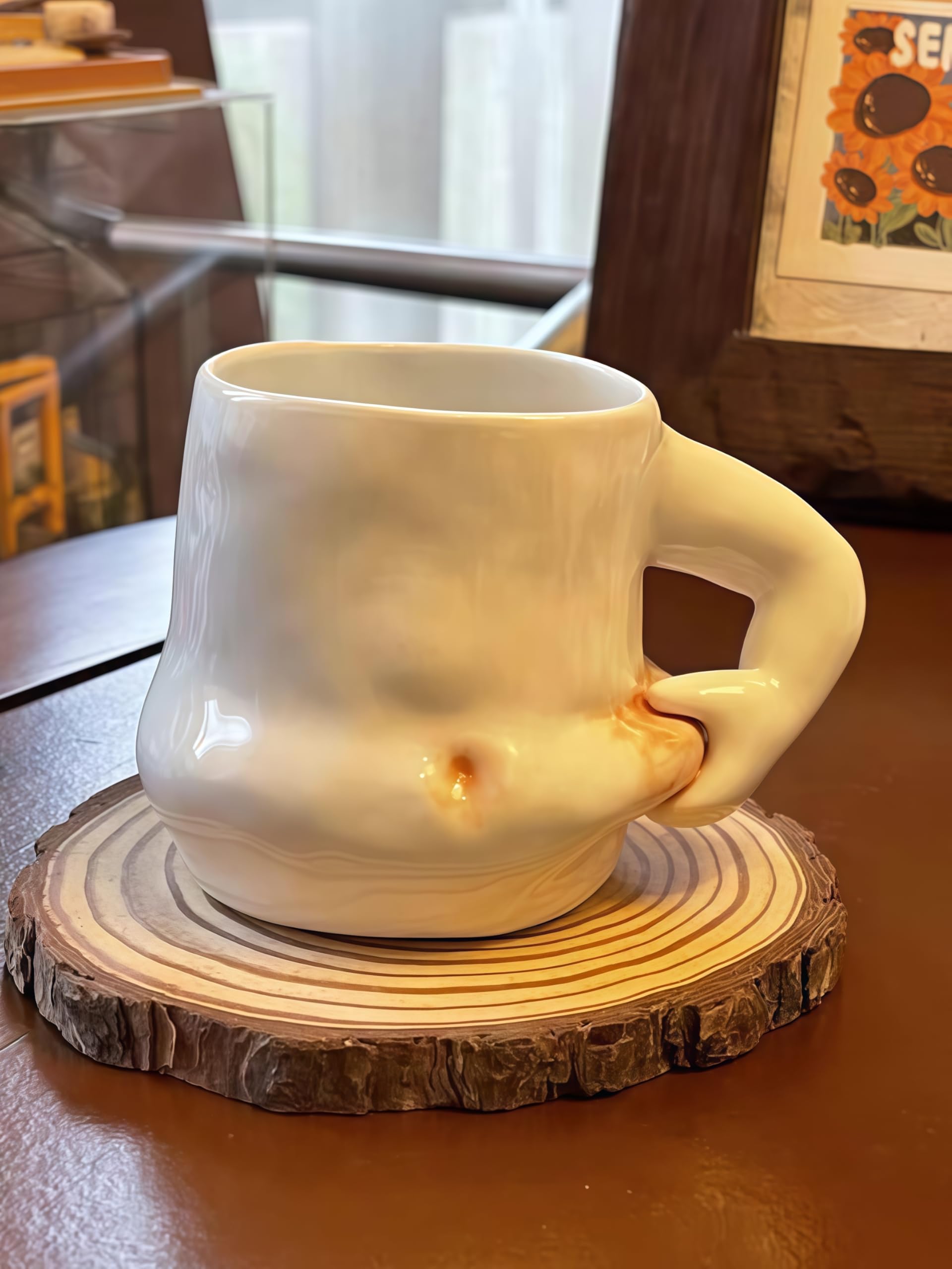 Taza Hesim Panza Abultada Frontal: agarre cómodo para café diario