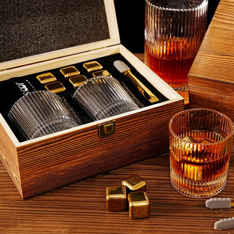Caja regalo Hgsoor de madera, presentación elegante para whisky.