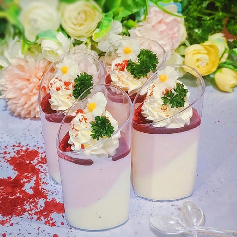 Cucharas Hiasobre transparentes para postre, ideales para degustaciones limpias.
