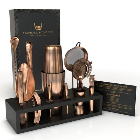 Highball & Chaser kit de barra con soporte de bambú negro para una barra ordenada en casa.