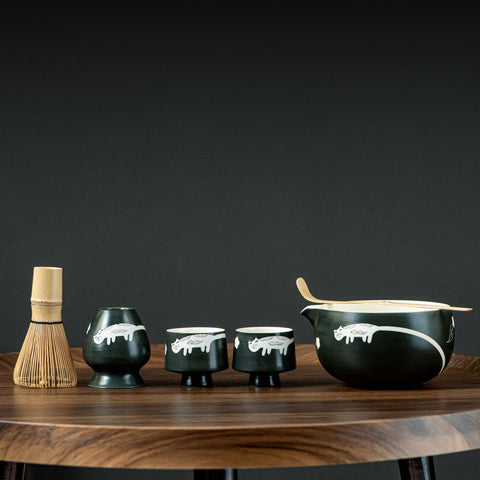 hijaunatis vertido preciso en cuenco, ideal para bebidas de matcha