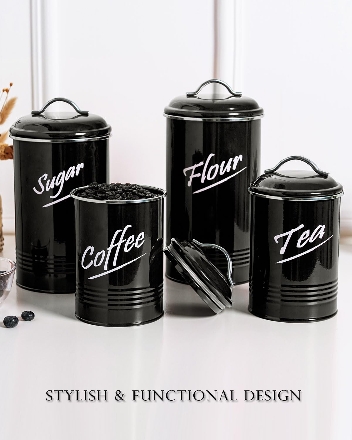 Conjunto Hillbond en la encimera para organización práctica en la cocina.