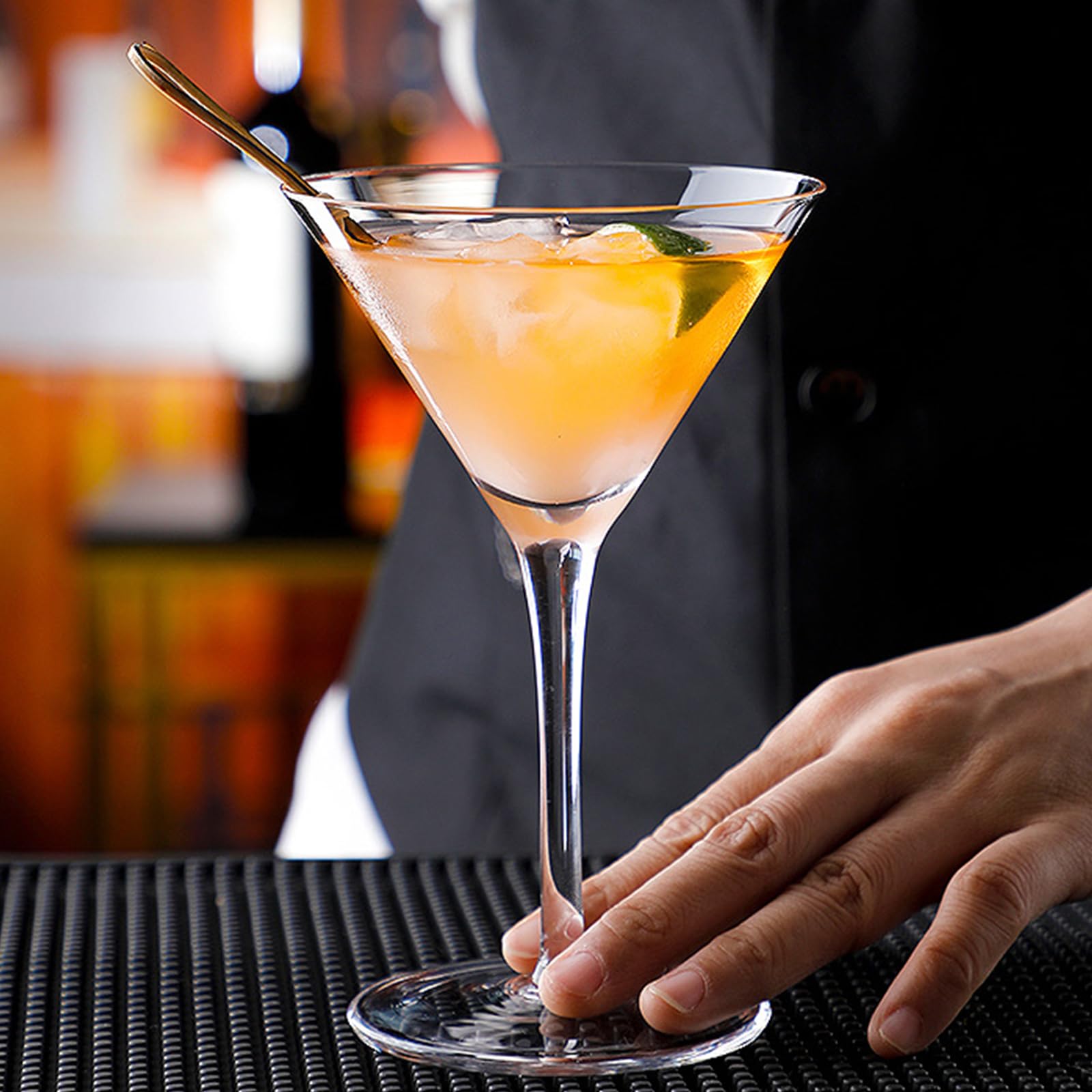 Uso versátil, ideal para cócteles y bebidas sin alcohol con estilo.
