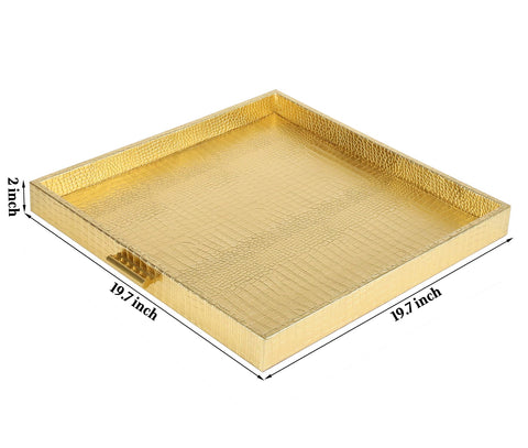 Manijas doradas de HofferRuffer para transportar la bandeja con comodidad.