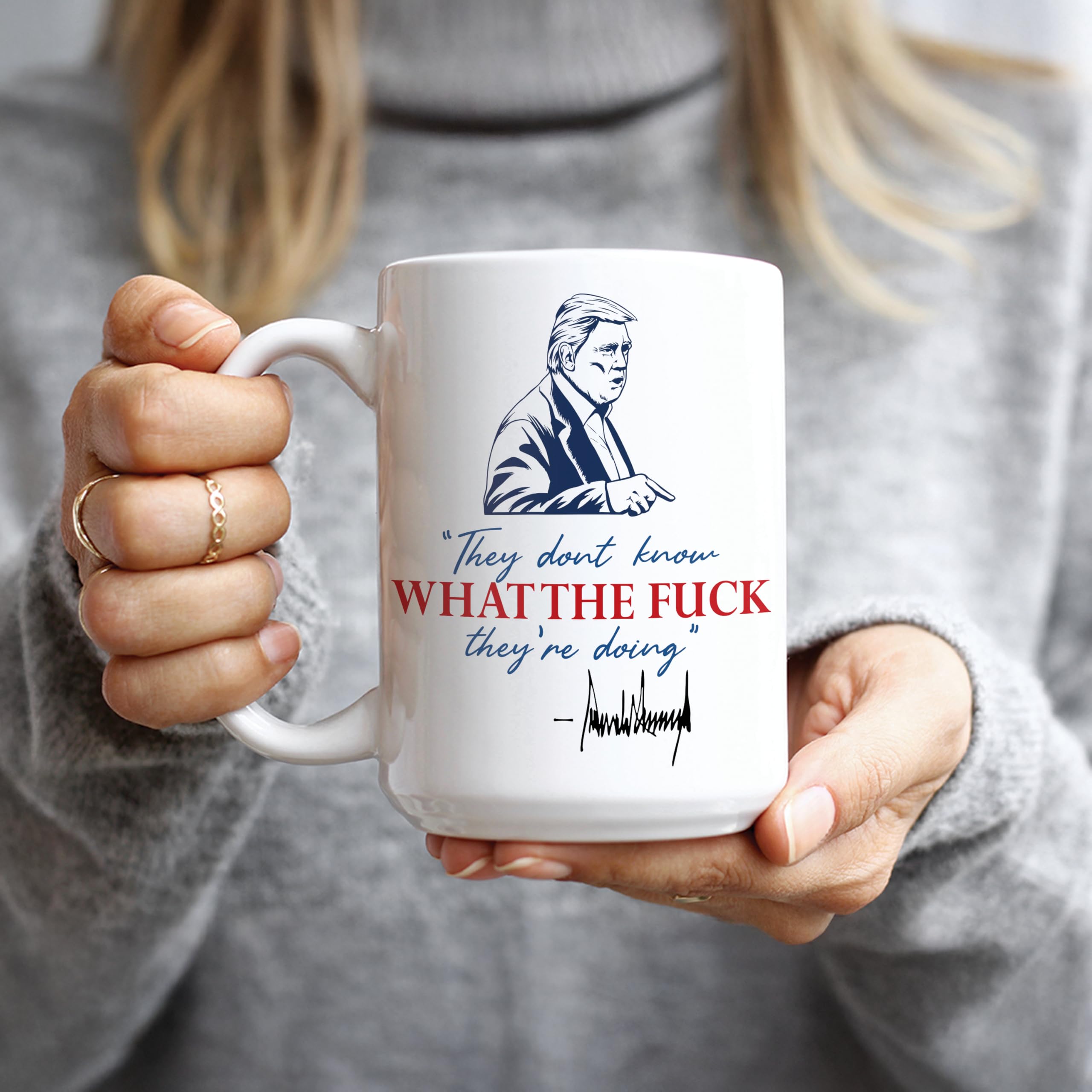 Taza Hogg diseño viral para despertar risas durante el café matutino.