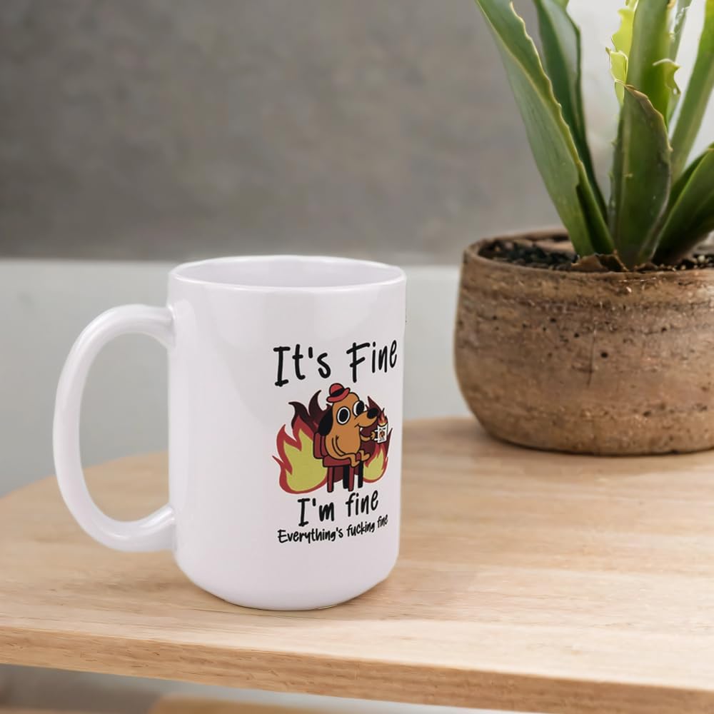 Taza HOGG apta para microondas, lista para recargar tu café.