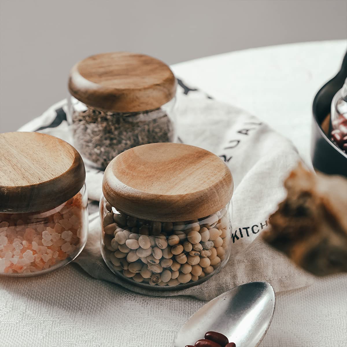 HolaJia tarro de almacenamiento para alimentos variados, ideal para cereales y legumbres.