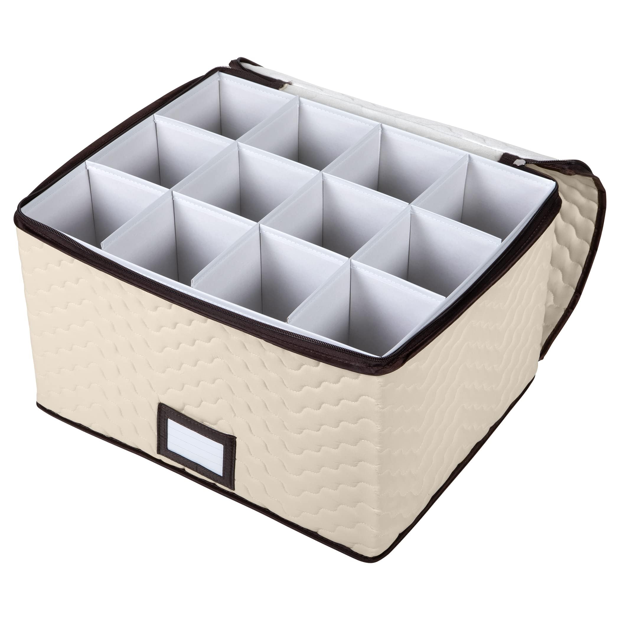 Holdn Storage uso en armario mantiene ordenado el bar