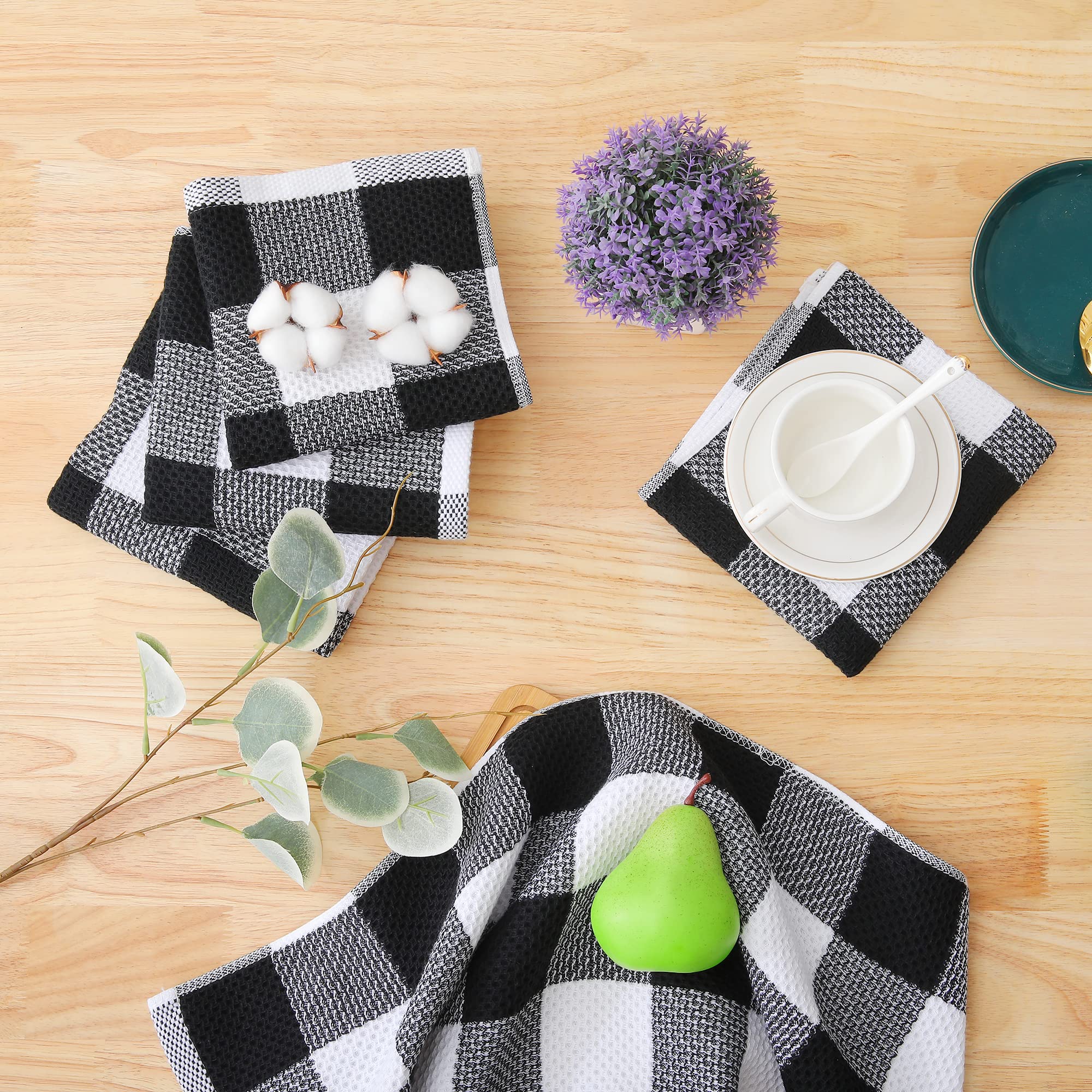 Conjunto de 8 piezas en blanco y negro para cocinas.