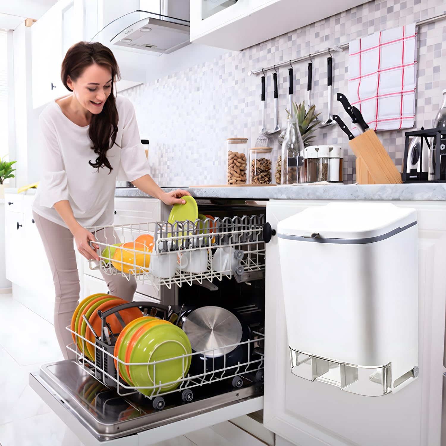 HomDSim cubo basura de pared montado, ahorro de espacio en cocina y baño.