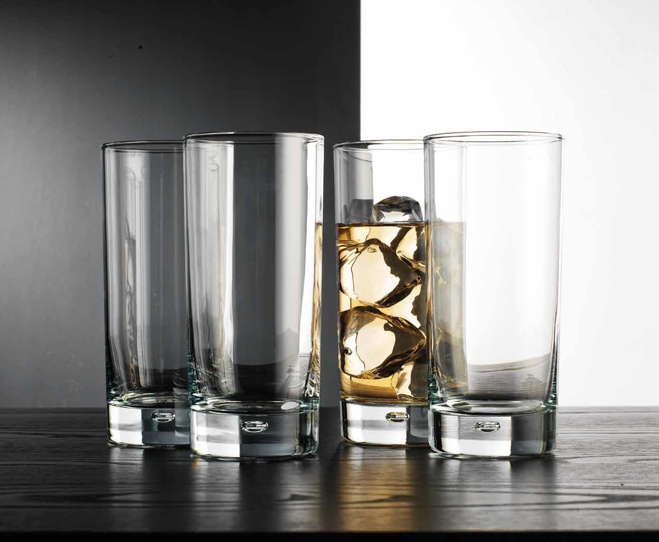 Conjunto de 4 vasos highball para mesa o bar en casa.
