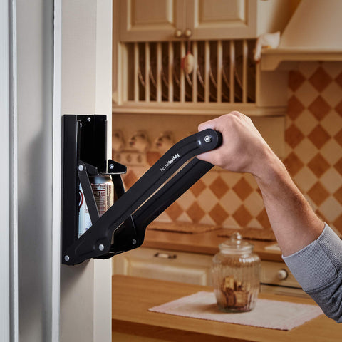 HomeBuddy sistema con remaches y tornillos reforzados para fijación estable.