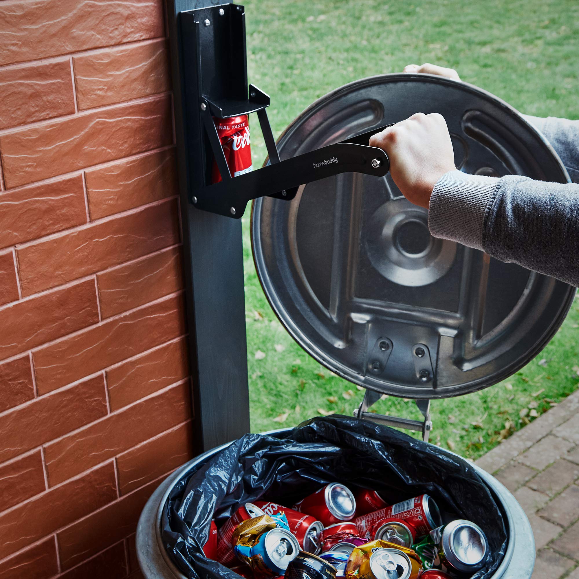 HomeBuddy uso versátil en cocina, garaje o terraza para reciclaje diario.