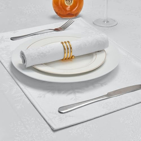 Mantel HomeJoy con diseño damasco brillante en plata