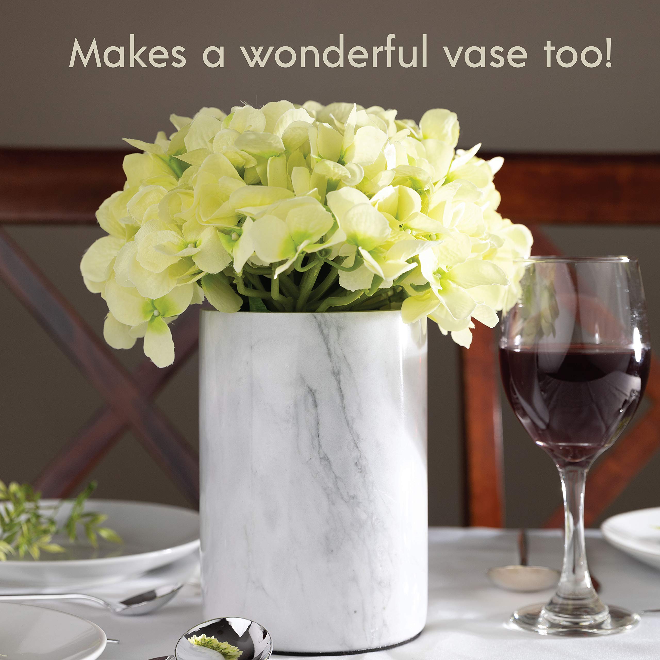 Homeries Marble Wine Chiller como soporte decorativo y práctico